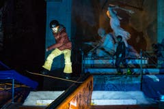 Winkelride Freestyle Event vor dem Winkelried Denkmal auf dem Dorfplatz Stans am Freitag, 18. November 2016. (Bild: Philipp Schmidli)