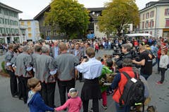 Die Jodlergruppe Schlierätal Alpnach. (Bild: Robert Hess (Neue OZ))