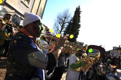 Kinderfasnacht mit Umzug am Güdismäntig in Alpnach. Im Bild die Seegusler. (Bild: Markus von Rotz / NZ (27. 02. 2017))