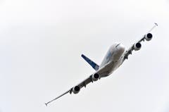 Ein Airbus A380 in der Luft. (Bild: HERVE GOUSSE / AIRBUS)