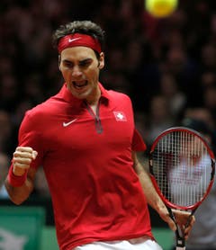 Die Erlösung: Roger Federer nach dem gewonnen Spiel. (Bild: Keystone)