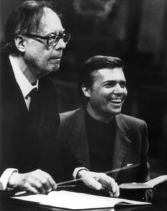 Karlheinz Böhm zusammen mit seinem Vater, dem Grazer Dirigenten Karl Böhm in einer Aufnahme aus den 70er-Jahren. (Bild: Keystone)