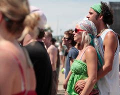 Satte Sonne auch am Sonntag am Openair Frauenfeld. (Bild: Benjamin Manser)