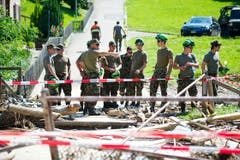 Aufräumarbeiten in Herisau (Bild: Michel Canonica)