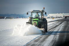Altenrhein - Flughafen Flugplatz Altenrhein Hohes Verkehrsaufkommen wegen WEF in Davos Zusätzlich ca. 330 Flugzeuge Privatjets (Bild: Ralph Ribi)