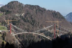 SCHWEIZ TAMINABRUECKE BOGENSCHLUSS (Bild: Keystone)