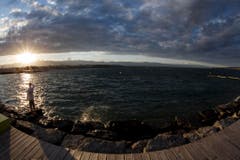 Sonnenuntergang am Genfersee. (Bild: SALVATORE DI NOLFI (KEYSTONE))