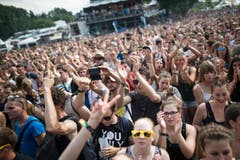 OPENAIR ST. GALLEN 2015 - Impressionen während dem Kontert von Stress auf der Sitterbühne (Bild: Peer Füglistaller)