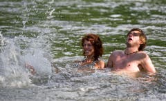 ...und das Wasser angenehm kühl. (Bild: Coralie Wenger)