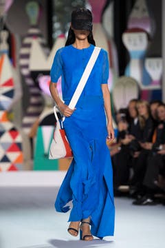 Akris - Runway - Paris Fashion Week Ready to Wear S/S 2018 (Bild: Caroline Blumberg)