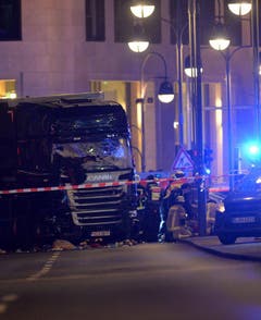 Truck crashed into a Christmas market in Berlin (Bild: Keystone)