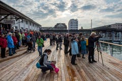 Am Morgen regnete es in Romanshorn noch Bindfäden - am Abend an der Einweihungsfeier war es trocken. (Bild: Reto Martin)