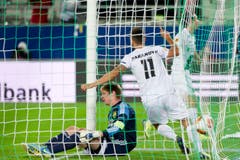 Goran Karanovic jubelt nach seinem Treffer zum 1:0. (Bild: Michel Canonica)