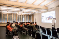 Zivilschützer absolvieren im Neubau ihren zweiwöchigen Grundkurs. (Bild: Thi My Lien Nguyen)