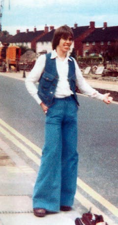 Ein Bild aus alten Zeiten: Hilfiger als 20-Jähriger in London. (Bild: Keystone)