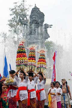 Eine Parade in Bali. (Bild: Keystone)
