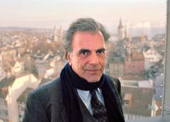 Maximilian Schell während Dreharbeiten im März 1993 zu «Justiz», dem gleichnamigen Roman von Friedrich Dürrenmatt, in Zürich. (Bild: Keystone)