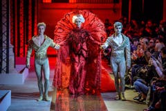 Guo Pei - Runway - Paris Women Fashion Week F/W 2017/18 (Bild: Keystone)