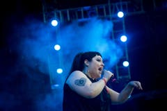 Leidenschaftlicher Auftritt von Gossip mit Beth Ditto. (Bild: Benjamin Manser)
