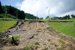 Statt dem Bähnli fährt ein Ersatzbus zwischen Herisau und Urnäsch. (Bild: Michel Canonica)