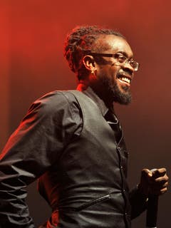 Gute Stimmung bei Beenie Man auf der Bühne. (Bild: Reto Martin)