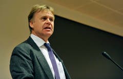 Andruck der neuen Thurgauer Zeitung im Druckzentrum der Tagblatt AG in Winkeln: Daniel Ehrat, der neue CEO der Tagblatt Medien AG, bei seinem ersten öffentlichen Auftritt. (Bild: Reto Martin)