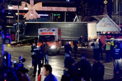 Truck crashed into a Christmas market in Berlin (Bild: Keystone)
