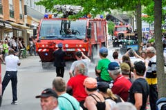 Romanshorn TG , 25.05.2014 / Festumzug an der Jugendfeuerwehr Schweizermeisterschaft " Feuer und Wasser " in Romanshorn (Bild: Donato Caspari)