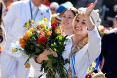 Winke, winke: Beatrice Egli im Frühling 2017 am Zürcher Sechseläuten. (Bild: Keystone)