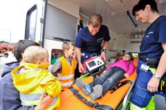 Romanshorn TG , 24.05.2014 / Jugendfeuerwehr Schweizermeisterschaft " Feuer und Wasser " mit Wettkämpen, Fahrzeugausstellung , Rega , Krankenwage und Rettungs - Shows in Romanshorn . (Bild: Donato Caspari)