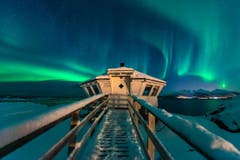 Schlauris Lieblingsbild zeigt das Spiel der Polarlichter auf der norwegischen Insel Senja. (Bild: Cyrill Schlauri)