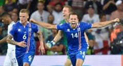Island schaffte die Sensation und qualifizierte sich für die Viertelfinals. Gegen die favorisierten Engländer gewann der EM-Debütant 2:1. (Bild: Keystone)