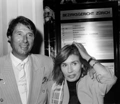 Seltene Aufnahme von Udo Jürgens und seiner Ex-Frau Erika Panja Jürgens. Das Paar liess sich am 27. Juni 1989 in gegenseitigem Einvernehmen am Zürcher Bezirksgericht scheiden. (Bild: Keystone)