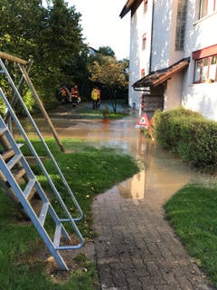 Langsam geht das Wasser zürück. (Bild: Saadet Klein (Bewohnerin))