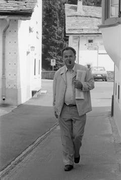 Bundesrat Otto Stich in den Ferien in Sils Maria im Engadin (1985). (Bild: Keystone)