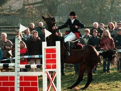 Martina Hingis bei der Regionalen Springreit-Lizenzprüfung in Messen. (1997) (Bild: Keystone)
