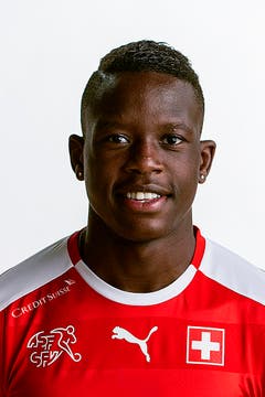 Denis Zakaria: 4. Kommt zur Pause ins Spiel. Bringt Wirbel ins Spiel, aber nur kurz. Gewinnt einige Zweikämpfe. (Bild: Keystone)