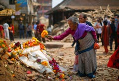 13 day ritual for the peace of people who died (Bild: Keystone)