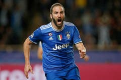 Platz 5: Gonzalo Higuain. 2016 für 90 Millionen Euro von SSC Neapel zu Juventus Turin. (Bild: Guillaume Horcajuelo / Keystone)