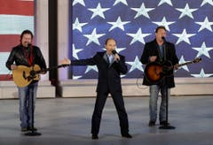 Countrymusiker Lee Greenwood an der "Make America Great Again! Welcome Celebration". (Bild: Keystone)