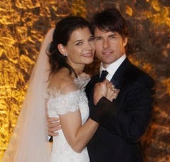 Am 18. November 2006 haben sich Katie Holmes und Tom Cruise in den Hafen der Ehe gewagt. (Bild: Keystone)
