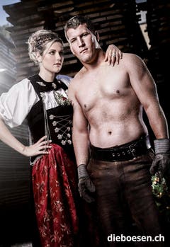 Erich Fankhauser aus dem Kanton Luzern mit Ehrendame Rosmarie von Kaenel. (Bild: dieboesen.ch/Thomas Buchwalder)