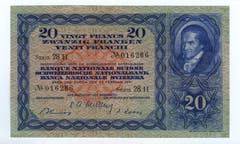 Die Scheine der dritten Serie wurden zwischen 1918 und 1930 als sogenannte Kriegsnoten in einzelnen Etappen entworfen und ausgegeben beziehungsweise als Reservenoten gedruckt. Die 20er-Note zeigt auf der Vorderseite Pestalozzi, gezeichnet von Felix Maria Diogg. (Bild: Archiv der SNB)