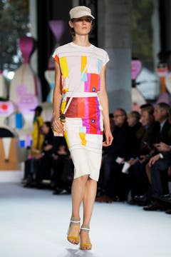 Akris - Runway - Paris Fashion Week Ready to Wear S/S 2018 (Bild: Caroline Blumberg)