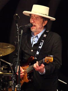 Bei der Werbung zum 2015 erschienen Album "Shadows In The Night" konzentrierte sich Dylan zunächst auf US-Senioren. 50'000 der 35 Millionen Abonnenten einer Rentner-Verbandszeitschrift erhielten die CD als Gratisbeilage. (sda) (Bild: Keystone)