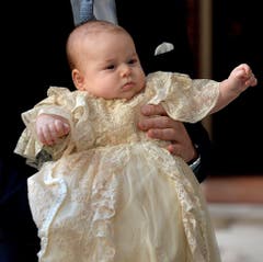 Der Prinz ist bei seiner Taufe drei Monate alt. (Bild: Keystone)