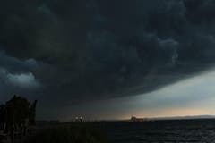 Der anrollende Sturm, aufgenommen in Horn. (Bild: Pascal Jacob)