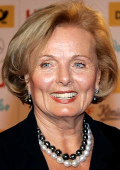 Die Schauspielerin Ruth Maria Kubitschek feiert am Dienstag, 2. August ihren 85. Geburtstag. Gefeiert wird in ihrem Anwesen samt "Garten der Aphrodite" im thurgauischen Salenstein. (Bild: Keystone)