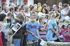 300 Muolerinnen und Muoler feiern die schönste Ostschweizerin. (Bild: Hanspeter Schiess)