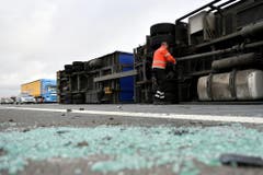 Storm 'Friederike' sweeps over Germany (Bild: Keystone)